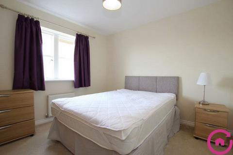 1 bedroom in a house share to rent, Pinewood Drive, Cheltenham GL51