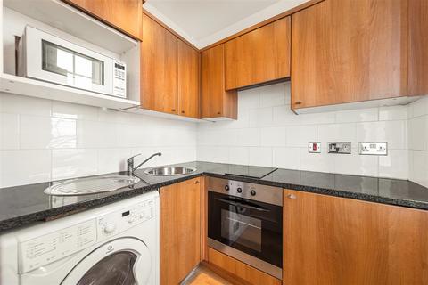 1 bedroom flat for sale, Sloane Avenue, SW3