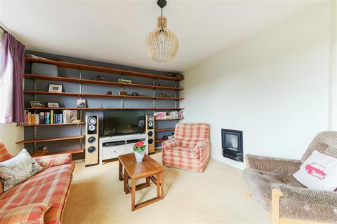 2 bedroom apartment for sale, Innes Gardens, Putney