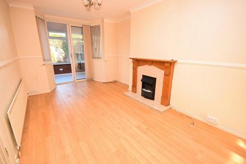3 bedroom semi-detached house to rent, Yarningale Road, Birmingham B14