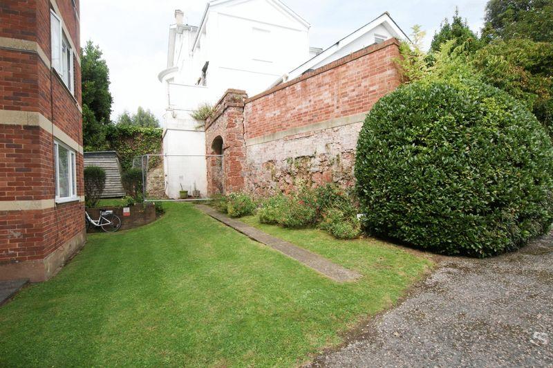 Crescent Mansions, Mount Radford Crescent, Exeter 1 bed 