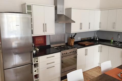 3 bedroom flat to rent, Raised Ground Floor Flat, Belsize Park, London, NW3