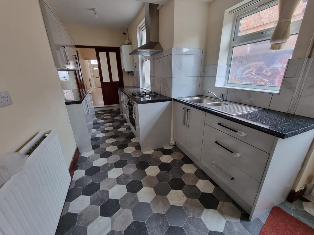 House in Leicester, Belgrave, City of Leicester - View 6