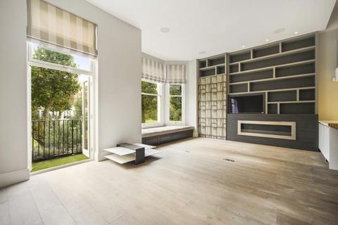 4 bedroom apartment to rent, Sutherland Avenue, Maida Vale,W9