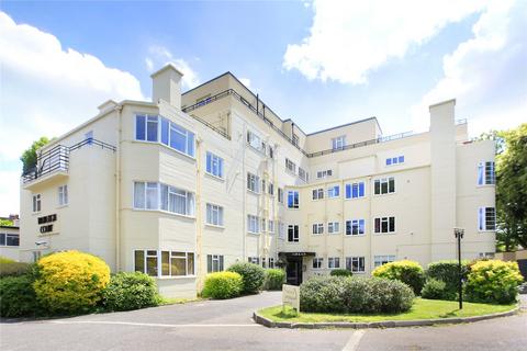 2 bedroom flat to rent, Thurleigh Court, London SW12