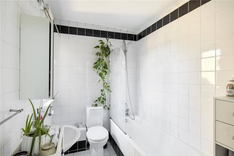 2 bedroom apartment to rent, Brailsford Road, London, SW2
