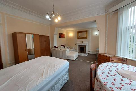 undefined, Ashville Road, Birkenhead Park, CH41