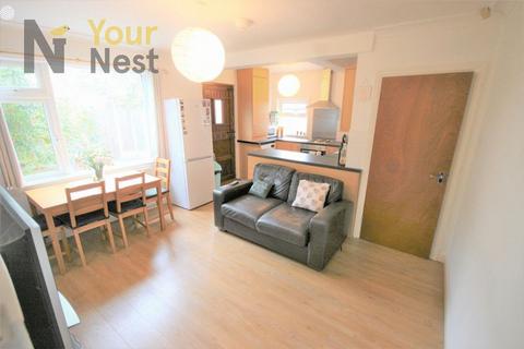 4 bedroom house share to rent, Room 1, Estcourt Terrace, Leeds, LS6 3EA