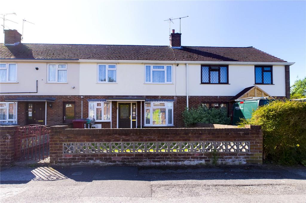 Ash Road, Tilehurst, Reading, Berkshire, RG30 3 bed terraced house £