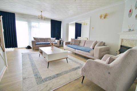 undefined, Maypole Drive, Chigwell IG7