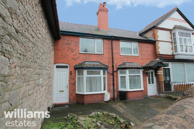 Henllan Place, Denbigh 2 bed semidetached house £425 pcm (£98 pw)