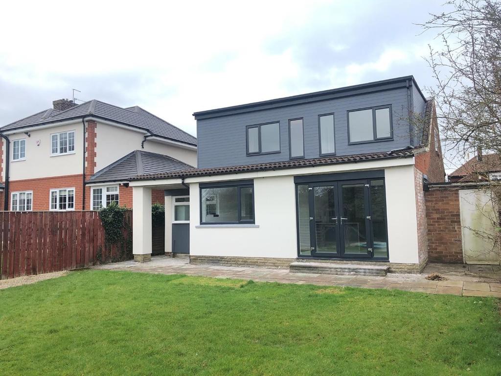 Gunnergate Lane, MartonInCleveland, Middlesbrough 5 bed detached