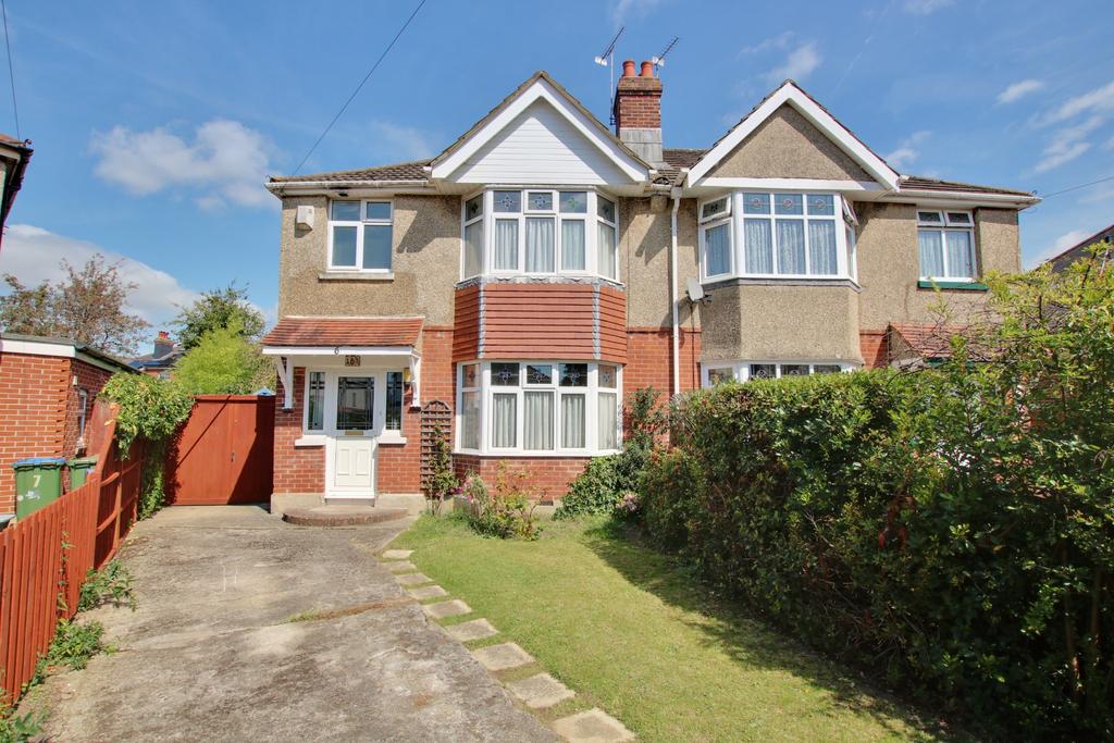 Regents Park, Southampton 3 bed semidetached house £325,000