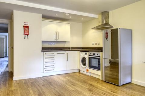 2 bedroom flat to rent, 9 Calais House, 30 Calais Hill, Leicester