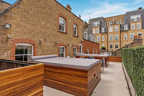 undefined, Grosvenor Hill W1