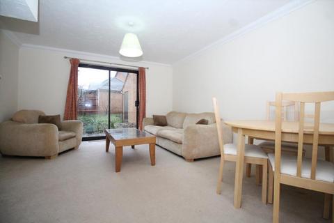 2 bedroom semi-detached house to rent, Wolfscote Lane, Emerson Valley