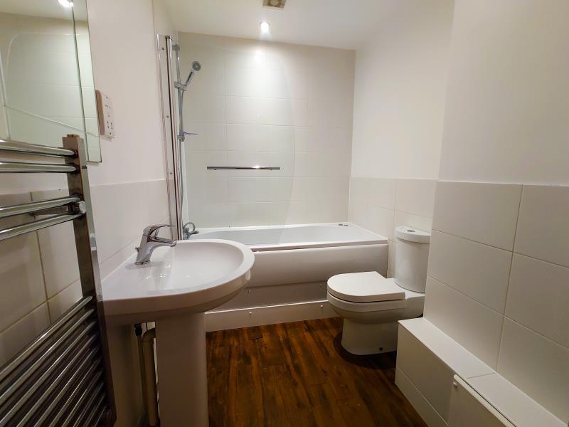 Apartment in Leicester - View 5