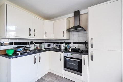 1 bedroom flat to rent, Holloway Road, London, N7