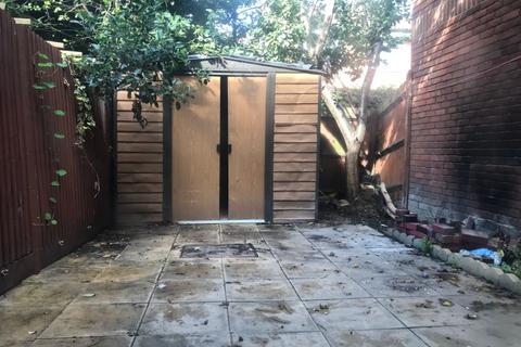 2 bedroom mews to rent, Teal Close, West Beckton, London, E16