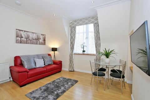 2 bedroom flat to rent, Great Northern Road, Second Floor Right, AB24