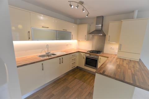 2 bedroom apartment to rent - Lawnhurst Avenue, Brooklands, M23 9SB