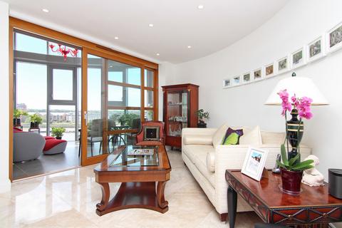 3 bedroom apartment for sale, Falcon Wharf, Battersea