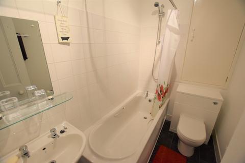 1 bedroom flat to rent, Leadside Road, Aberdeen, AB25