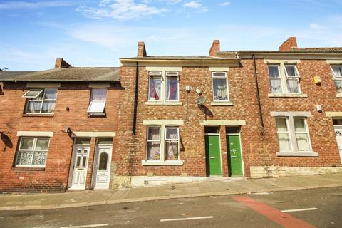 3 bedroom flat for sale, Canning Street, Benwell