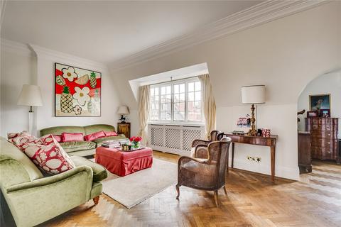 4 bedroom flat for sale, Hornton Street, Kensington