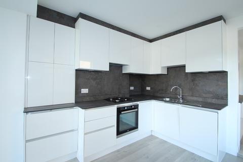 4 bedroom semi-detached house to rent - Stanley Road, Bromley , Bromley