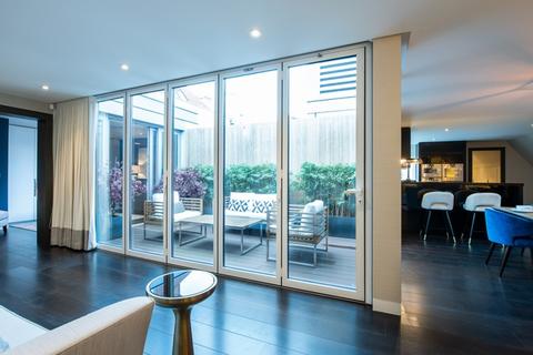 2 bedroom flat to rent, Duke Street W1