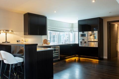 2 bedroom flat to rent, Duke Street W1