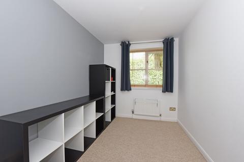 2 bedroom apartment to rent, Birch Avenue, Fleet, GU51