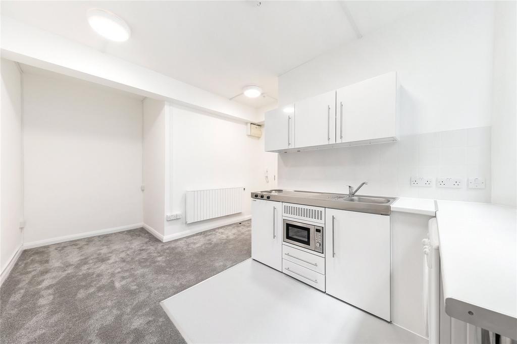 Apartment in London - View 2