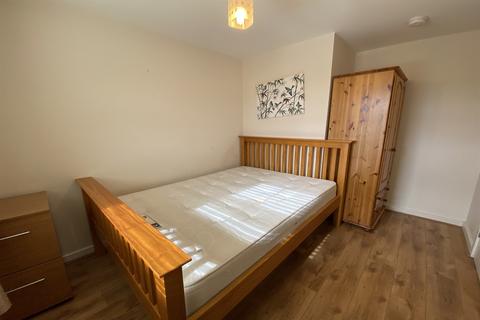1 bedroom in a house share to rent - Room 4 @ Cartwright Way, Beeston, NG9 1RL