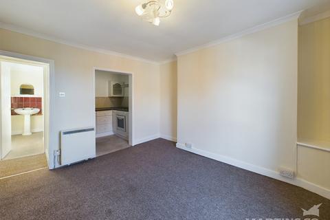 undefined, Flat 4, 6 Crescent Road