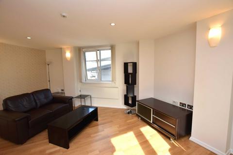 2 bedroom flat to rent, Lloyd Street, Altrincham, Greater Manchester, WA14