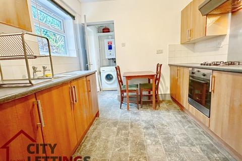 1 bedroom flat to rent, Birrell Road, Forest Fields