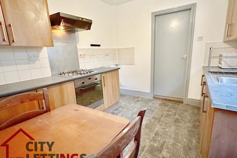 1 bedroom flat to rent, Birrell Road, Forest Fields