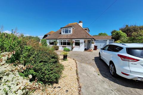 4 bedroom detached house for sale, Vincent Road, Selsey