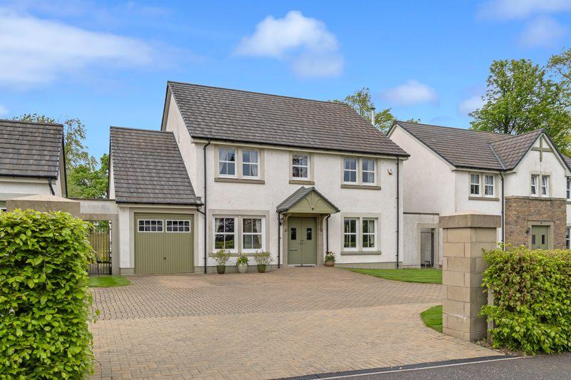 4 Kilmaurs Road, Fenwick KA3 6AX 5 bed detached villa £395,000