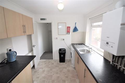 1 bedroom in a flat share to rent, Hampstead Road, Newcastle Upon Tyne NE4