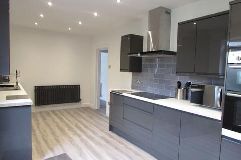 1 bedroom semi-detached house to rent - Staithes Road, Manchester, M22 HOUSE SHARE