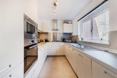 2 bedroom apartment to rent, Shorts Gardens, Covent Garden, WC2H