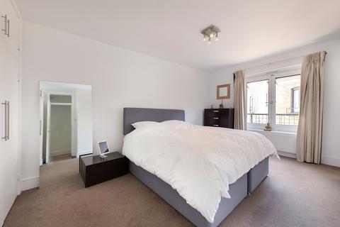 2 bedroom apartment to rent, Shorts Gardens, Covent Garden, WC2H