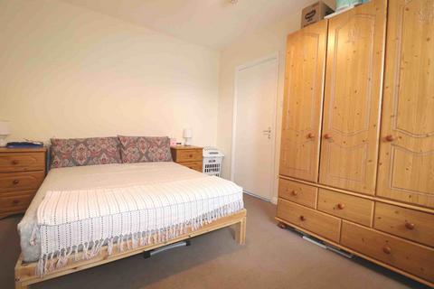 2 bedroom flat to rent - Lennard Road, Penge