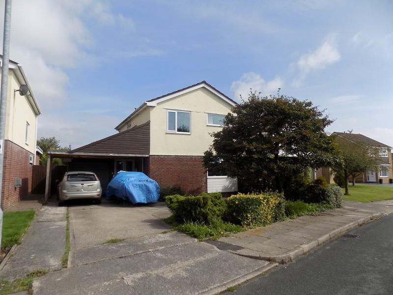 Priory Oak, Brackla, Bridgend. CF31 2HZ 3 bed detached house £254,950
