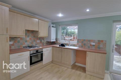 2 bedroom terraced house to rent, Cauldwell Hall Road, Ipswich