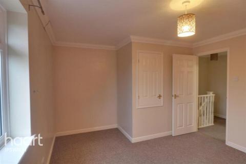 2 bedroom terraced house to rent, Cauldwell Hall Road, Ipswich