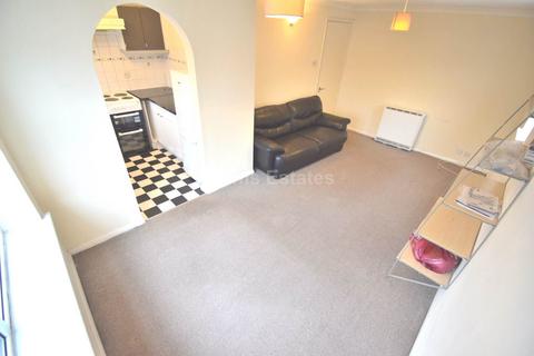 2 bedroom apartment to rent, Kings Road, Reading